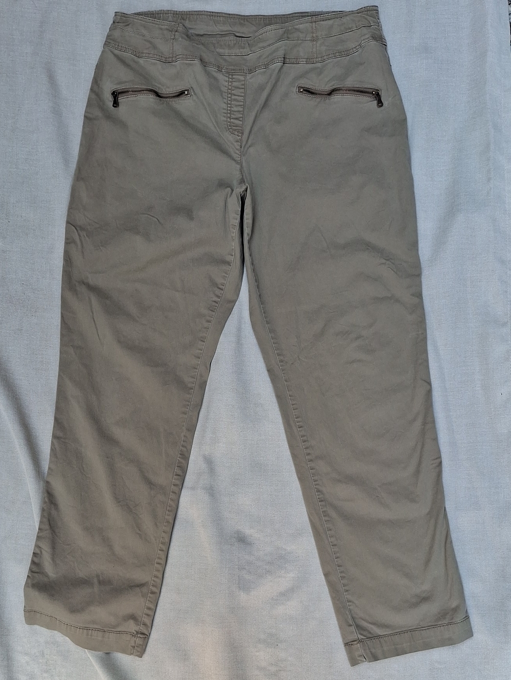 💥3/$20💥 Witty is Pretty Olive/Taupe Pull-On Pants - Size 18 - 30.5" Inseam
